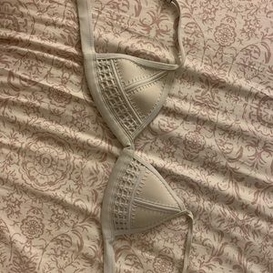 White triangl bikini top